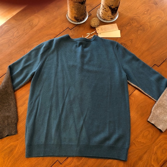 Mongolian Cashmere Color-block Cardigan Sweater - Medium - Picture 10 of 13